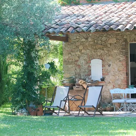 Le Mas Des Vieux Muriers Grimaud